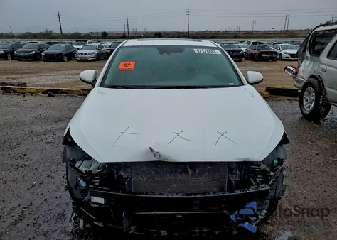 2019 Hyundai Elantra Sel z USA, uszkodzony, nr VIN 5NPD84LFXKH469281